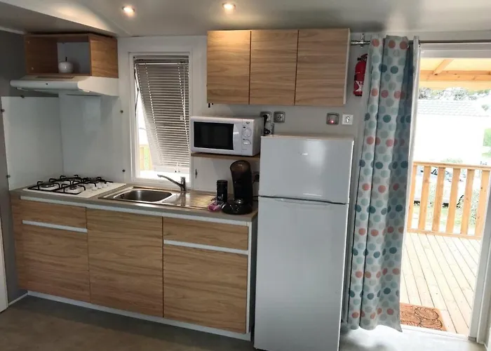 Camping Mar Estang Face Plage Hotel 4*